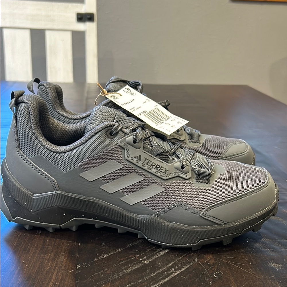 NWT Adidas Terrex AX4 Hiking Shoes Size 8